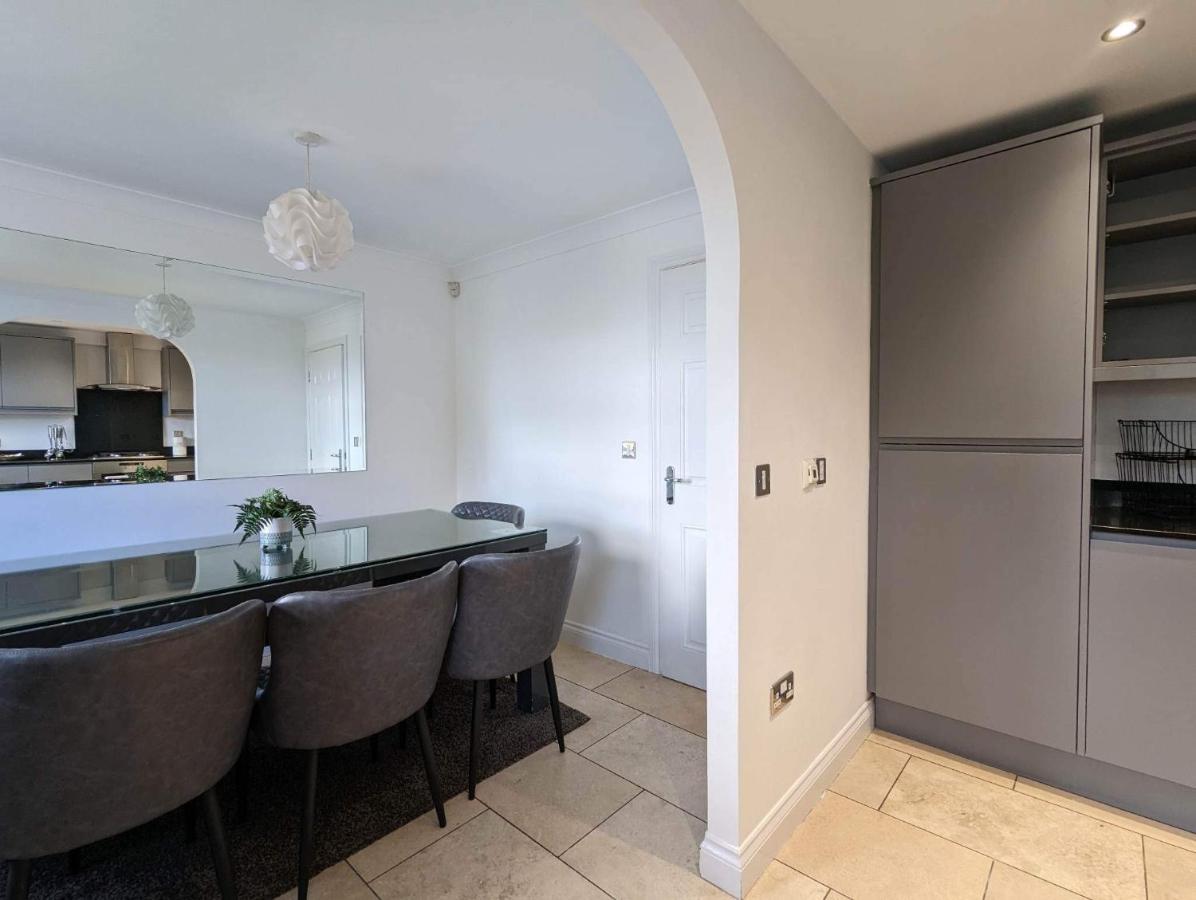 Kirkwood Drive Villa Durham Eksteriør bilde