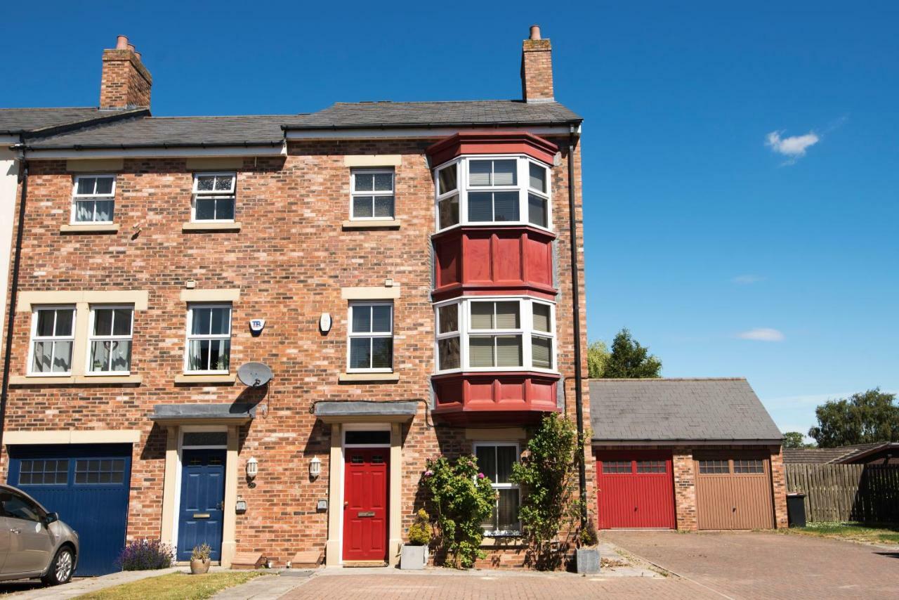 Kirkwood Drive Villa Durham Eksteriør bilde